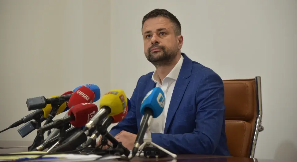 Амиџић: Бећировић и Комшић предложили буџет који је супротан ставовима Фискалног савјета и струке
