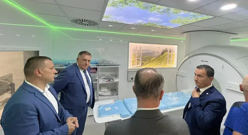 Милорад Додик посјетио нову Болницу у изградњи