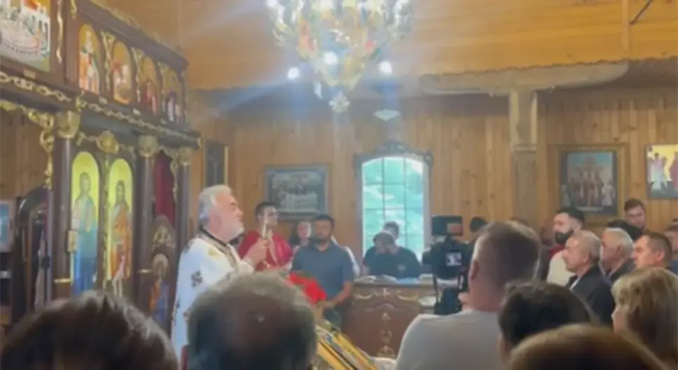 Вјерници испратили оца Срету у пензију: За 37 година оставио неизбрисив траг