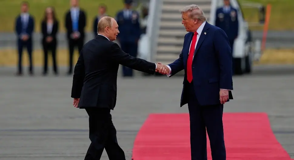 Читачи са усана открили: Ево шта су Путин и Трамп рекли један другом