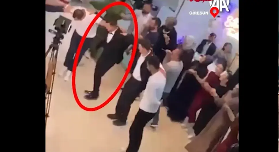 Svadba mladoženja kolo