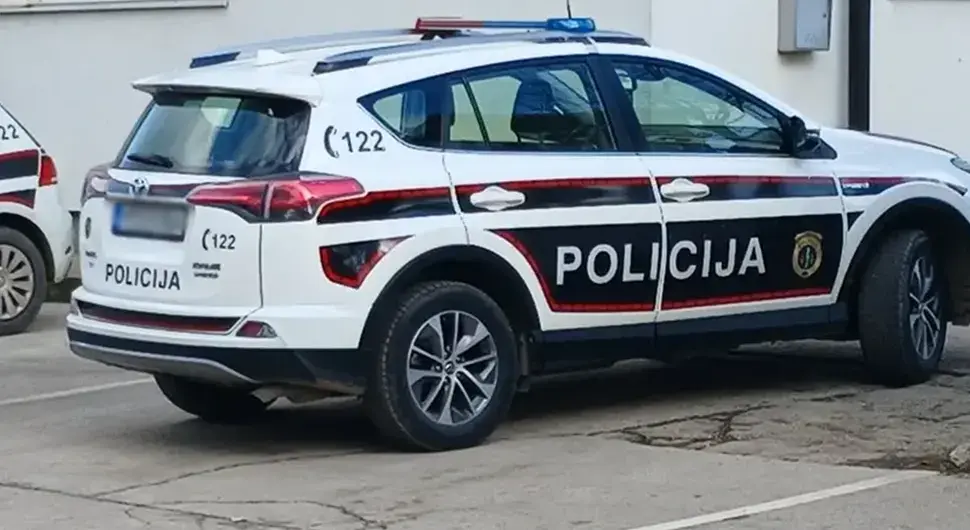 Полиција спријечила самоубиство млађе особе