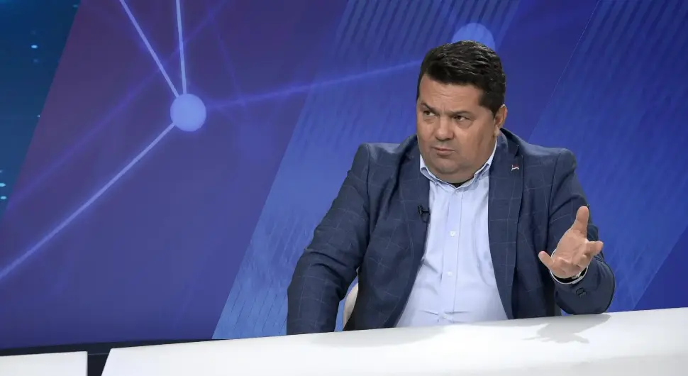 Стевандић за АТВ: Пред Српском је велики избор