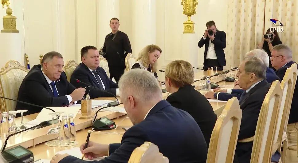 Додик и Лавров о важним питањима