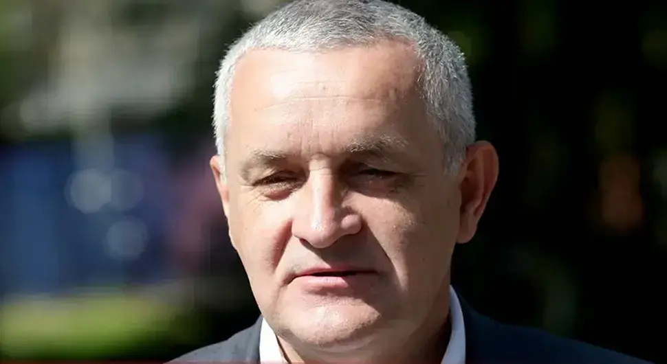 MIODRAG-LINTA-100925