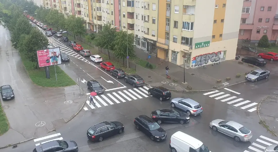 Поново саобраћајни колапс у Бањалуци