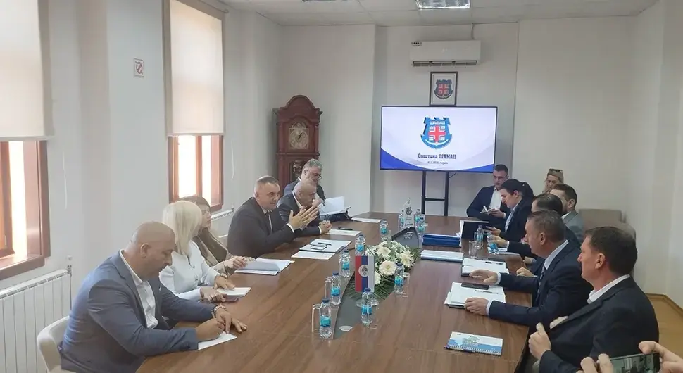 Минић: У Шамцу у плану радови који укључују излазак на ауто-пут
