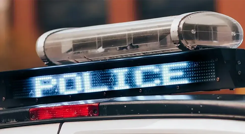 Спомињао њено име у пјесми, касније пронађена раскомадана у његовом ауту