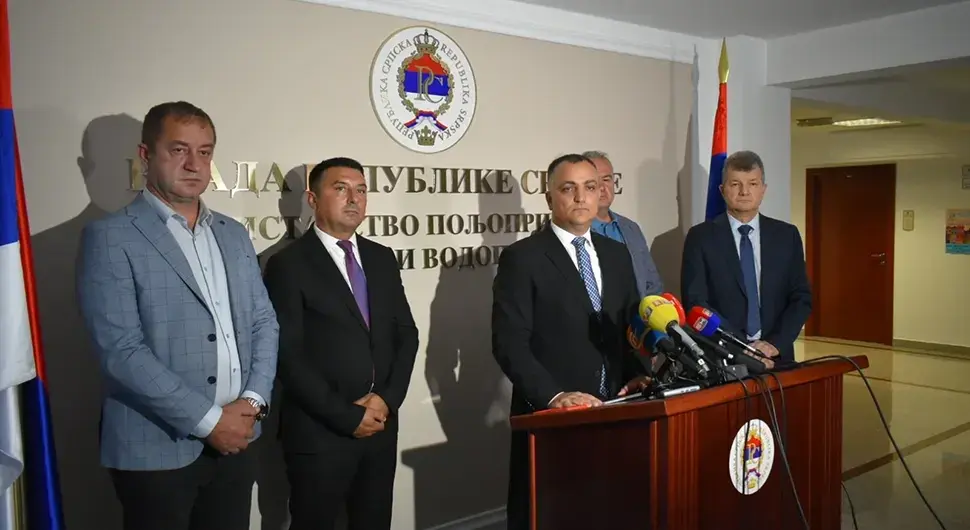 ''Афричка куга свиња потврђена у Братунцу и Српцу, предузете мјере санације''