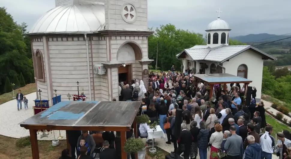 Крстовдан у манастиру Часног Крста на Крстовој Гори