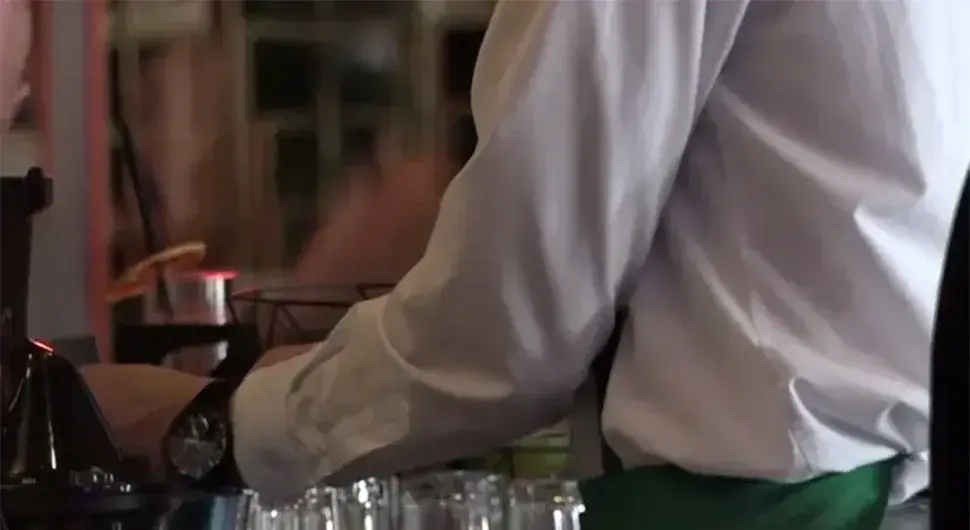 Kafana Konobar Kafic