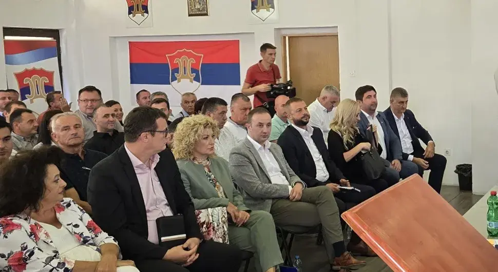 Након вишечасовног засједања: СДС без одлуке о избору руководства странке