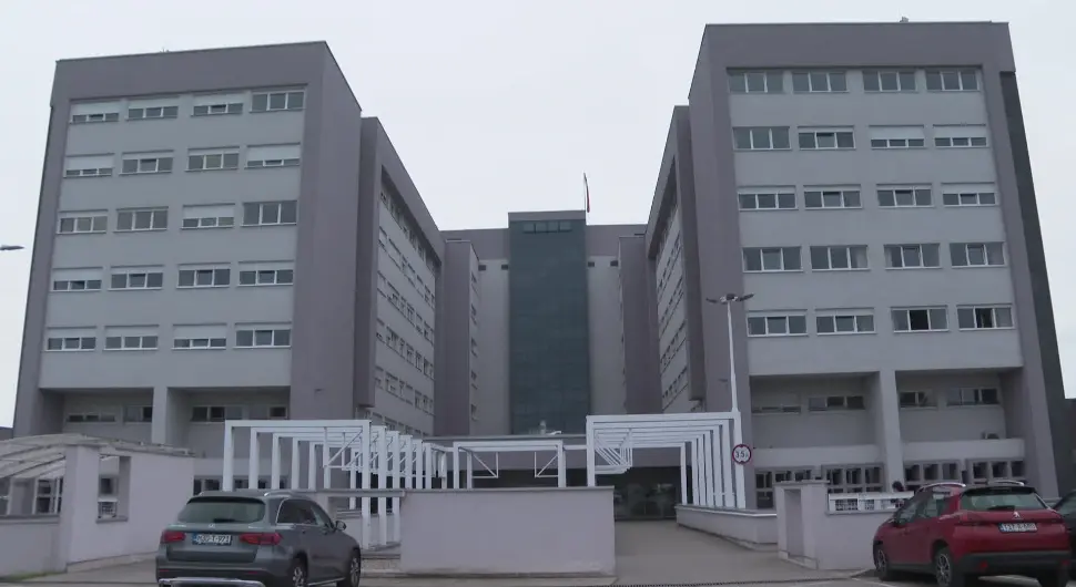 Туча у бањалучкој кладионици: Једно ухапшено, једно на УКЦ-у