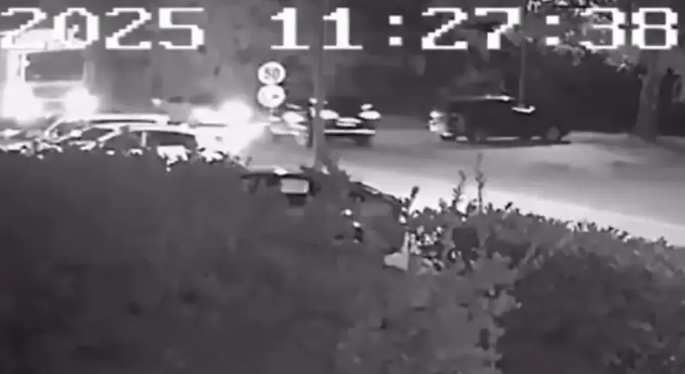 ВИДЕО: Надзорне камере забиљежиле тренутак тешке несреће