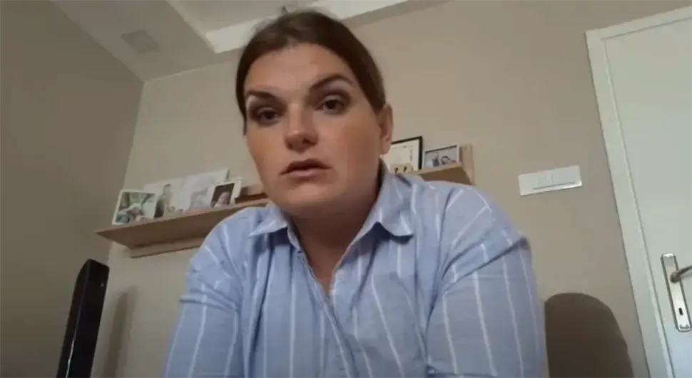 Милицу мајка бацила на депонију у сред зиме: "Полиција затекла чопор паса како ме грије"