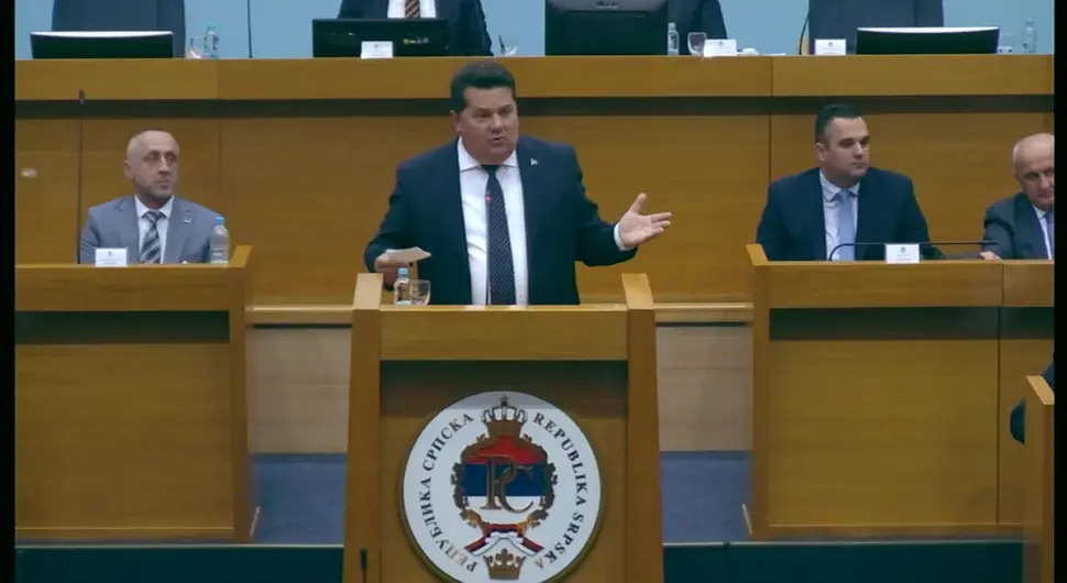 Стевандић: Уједињена Српска неће изаћи на изборе