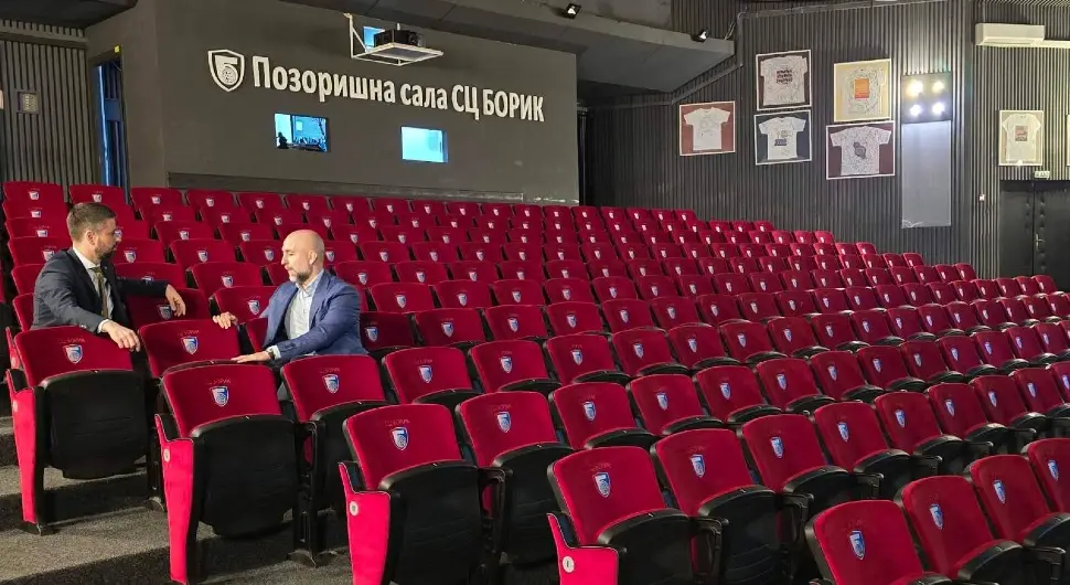 Завршена комплетна реконструкција сједишта у Позоришној сали СД ''Обилићево“