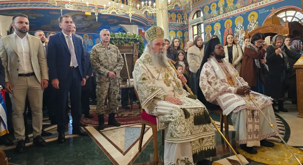 Митрополит Фотије благословио Угљевик: Град вјере, људи и будућности
