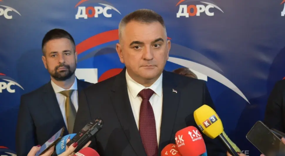 Минић: Спреман материјал за посебну сједницу Владе о Електропривреди