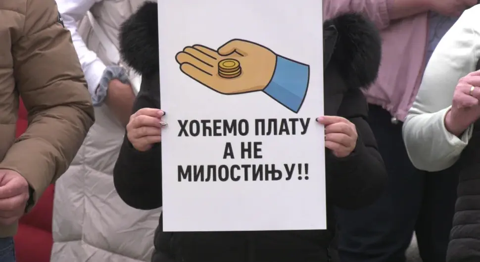 Бијељина: Радницима вртића поново касне плате