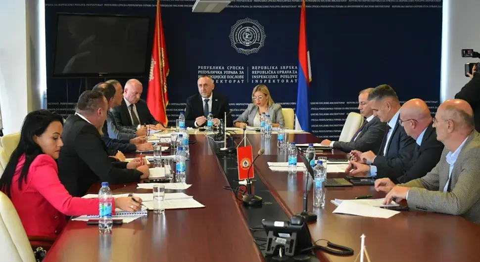 Наставак преговора о повећању најниже плате након анализе Министарства финансија
