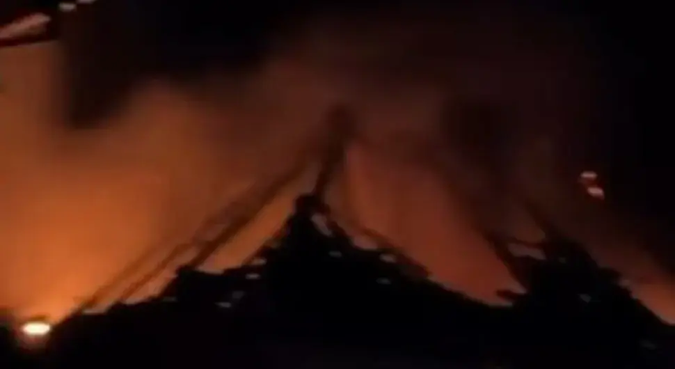 Жена изгорјела у пожару у породичној кући, нашли је у кревету