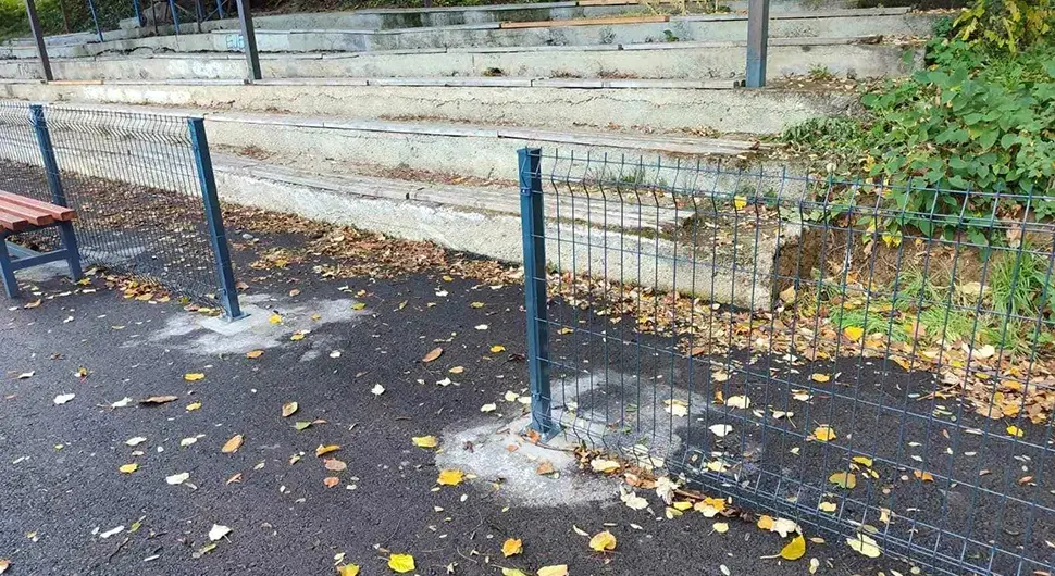 Оштећен спортски терен у Новом Граду