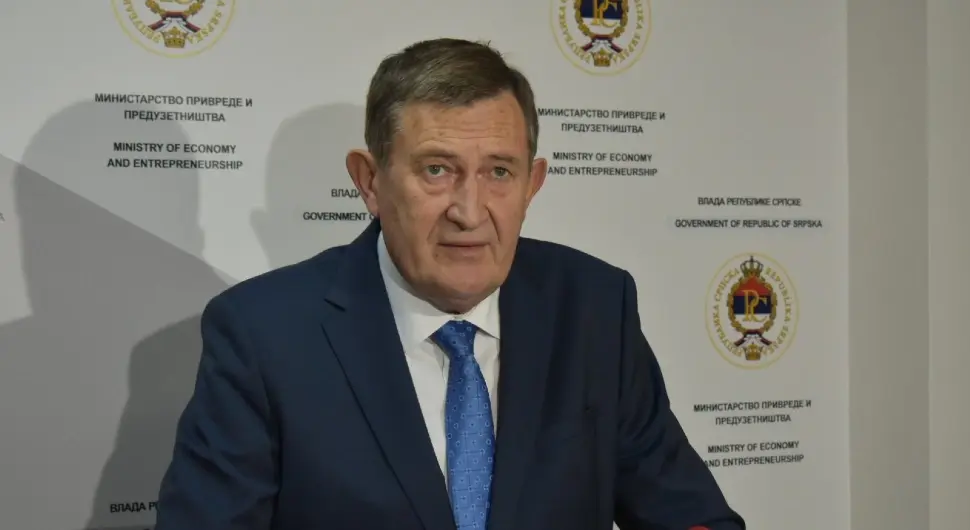 Митровић: Наставићемо подршку привредним субјектима