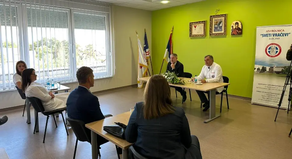 Шеранић најавио могућност проширења бијељинске болнице