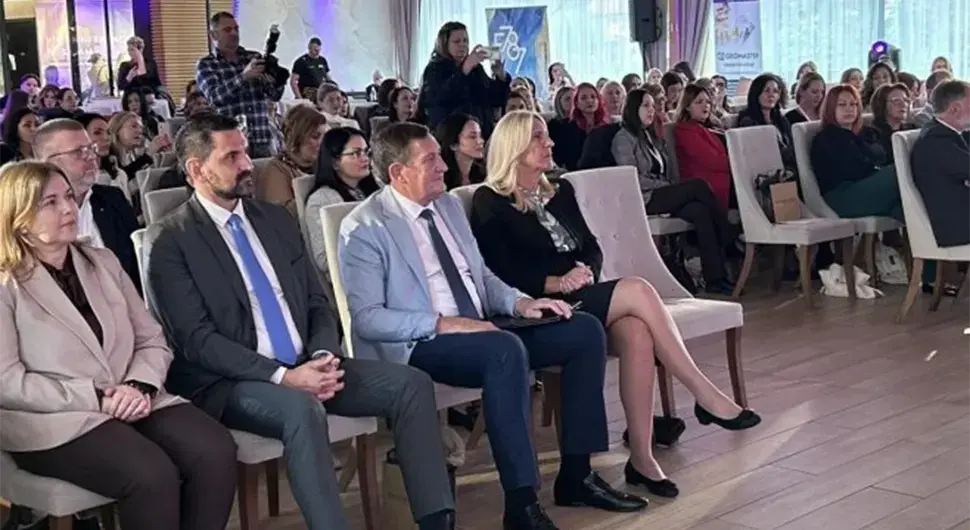 Жељка Цвијановић, конференција жена