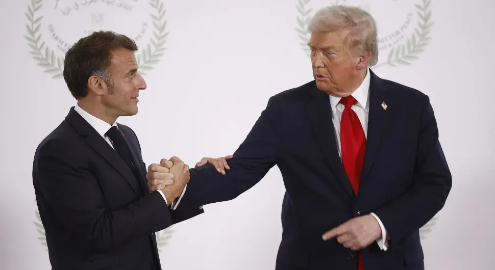 Трамп и Макрон у жестоком окршају: Читач усана открио оштре ријечи