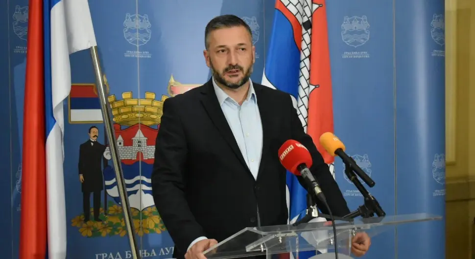 Нинковић: Договор са васпитачима доказао оно што је СНСД тврдио - у буџету града има довољно новца