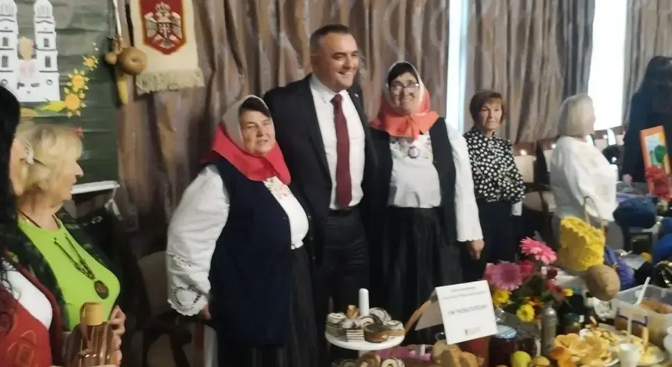 Жене на селу