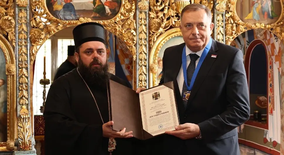 Додик: Уручено признање - признање Српској и тешкој борби коју води