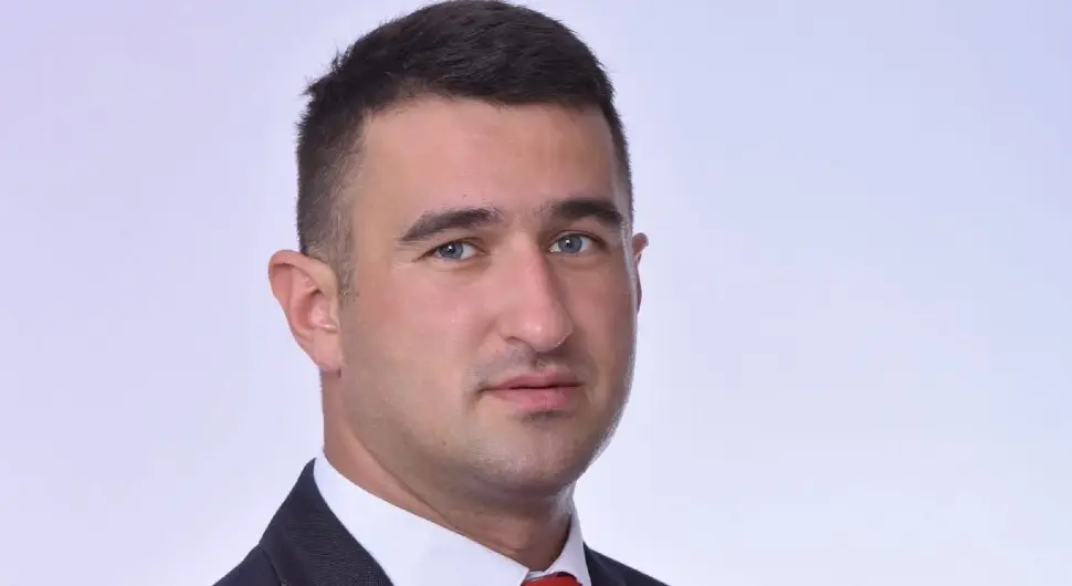 Милетић: Гласови се не добијају пљувањем по сопственом граду
