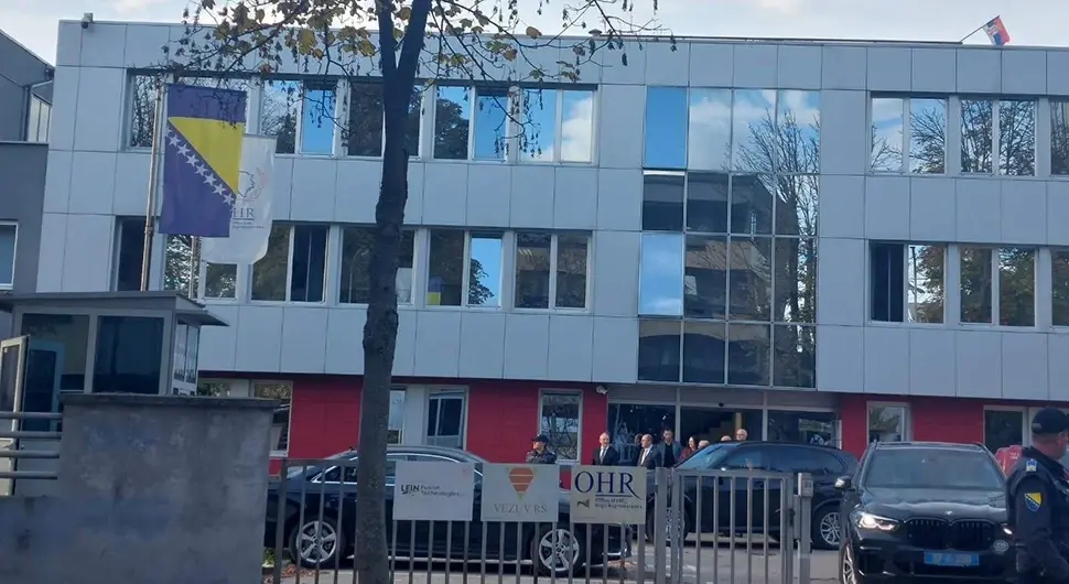 Шмит кришом дошао у Бањалуку