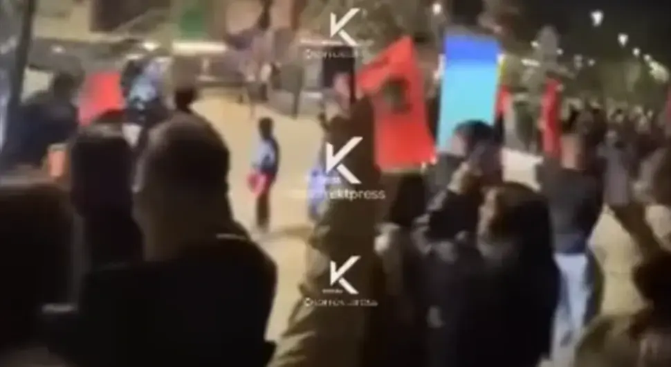 Приштина пуцњава