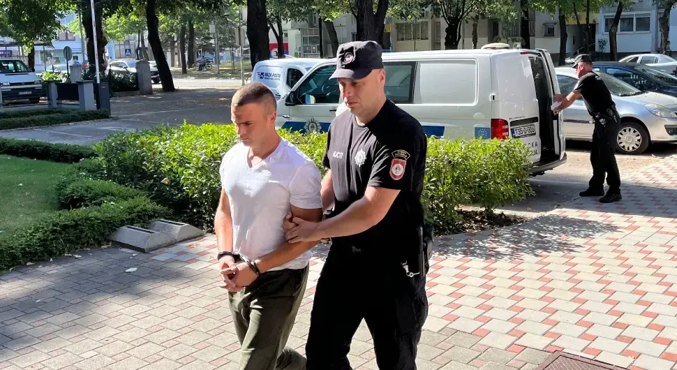 Богдан Вајукић