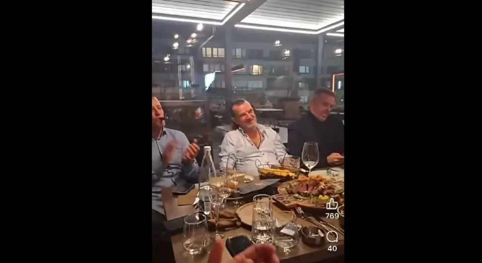 Објављен видео: Аца Лукас и Насер Орић уживају док Шериф Коњевић пјева