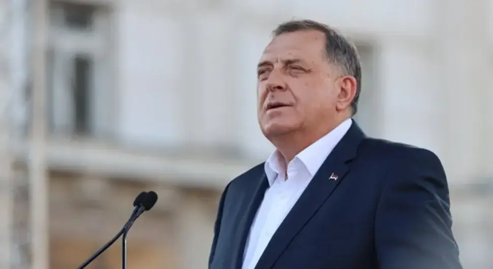 Милорад Додик