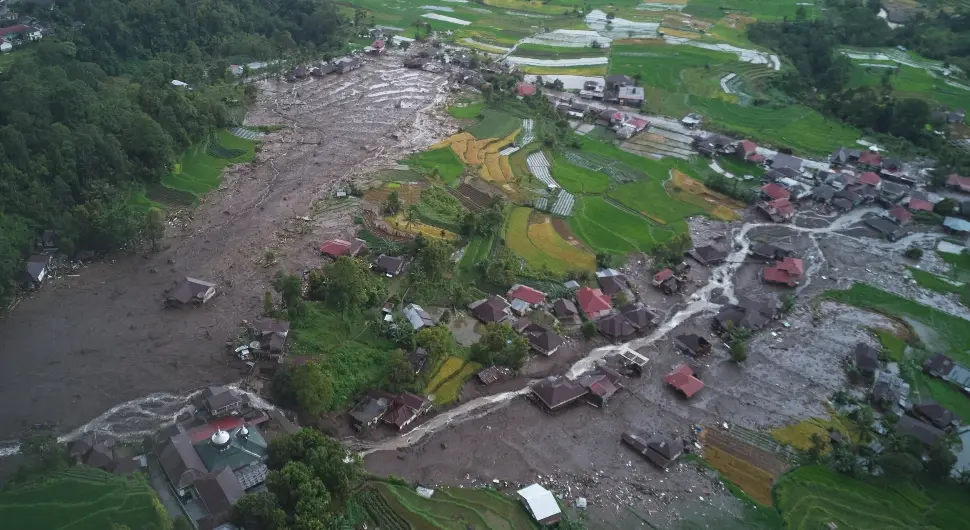 Погођени су: Више од од 600 погинулих, стравични снимци