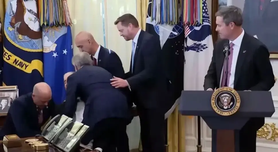 Гордон Финдлеј