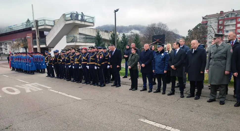 У Бањалуци обиљежавање крсне славе МУП Српске: Положени вијенци и цвијеће
