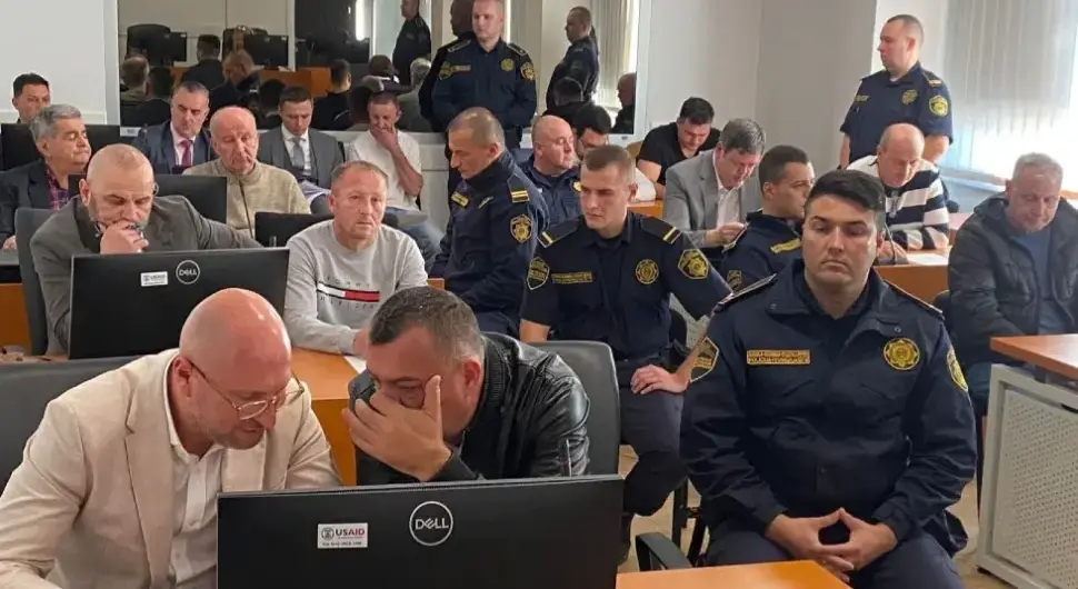 Шокантни детаљи: Малољетницама пријећено затвором ако проговоре, ово је тражено од њих