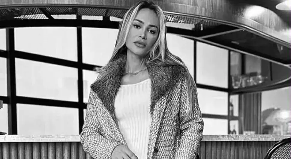 Популарна инфлуенсерка преминула након што је пала с небодера