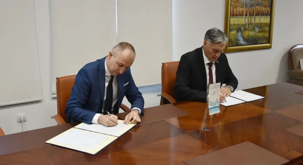 Каран и Милуновић потписали споразум о сарадњи
