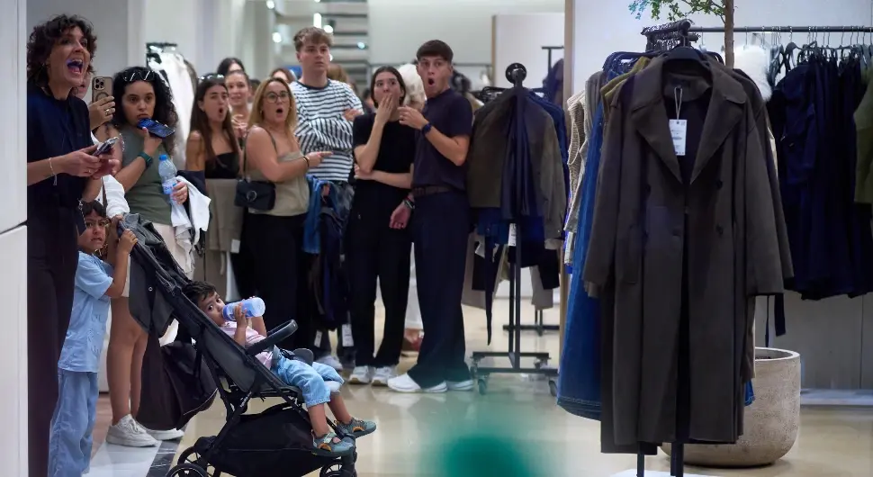 Ништа није случајно: Радници у Зари организују протест за Црни петак