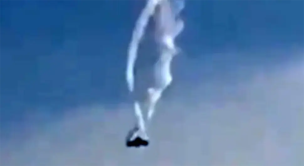 Стравичан снимак рушења турског војног авиона