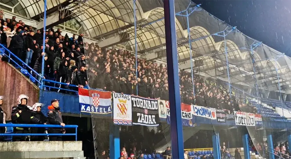 Хрватски навијачи у Подгорици узвикивали "Убиј Србина"
