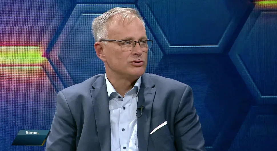 "Људи код нас не воле да уче": Тривић објаснио "од кога нема" радника